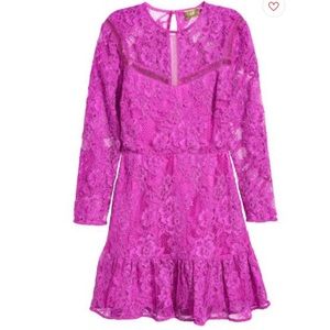 LOOKING FOR THIS H&M DRESS